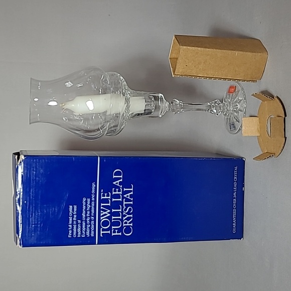 Towle Lead Crystal Silhouette Hurricane Lamp - Picture 4 of 8